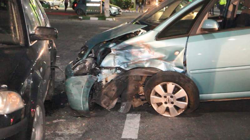 Familie cu doi copii de 3 si 5 ani, spulberată în Buzău! Imagini terifiante