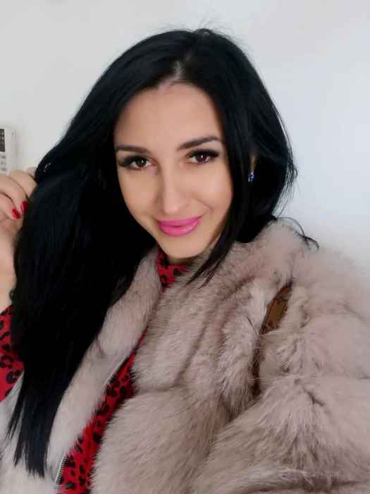 Mirela de la “Insula iubirii“ a dat cărțile pe față! Ce spune despre fostul ei iubit, Ionuț, dar și despre ispita Mircea