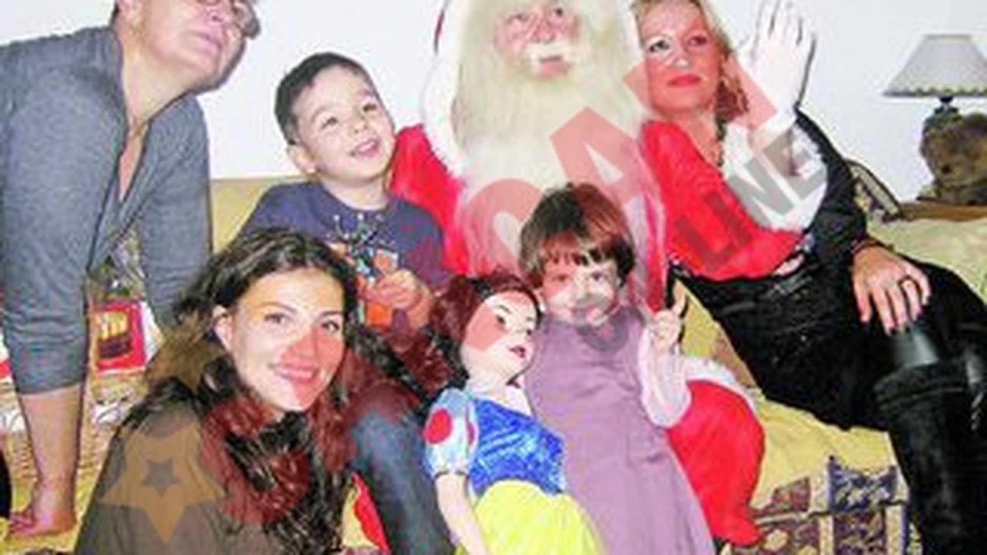 L-au invitat pe Mos Craciun acasa