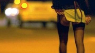 Cadavrul unei prostituate, gasit intr-un canal de pe marginea DN 7