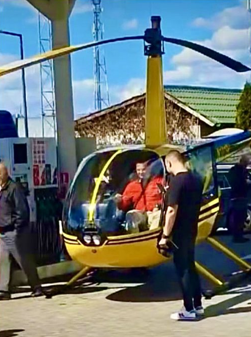 Un elicopter a aterizat într-o benzinărie din Curtea de Argeș /Foto: TikTok 