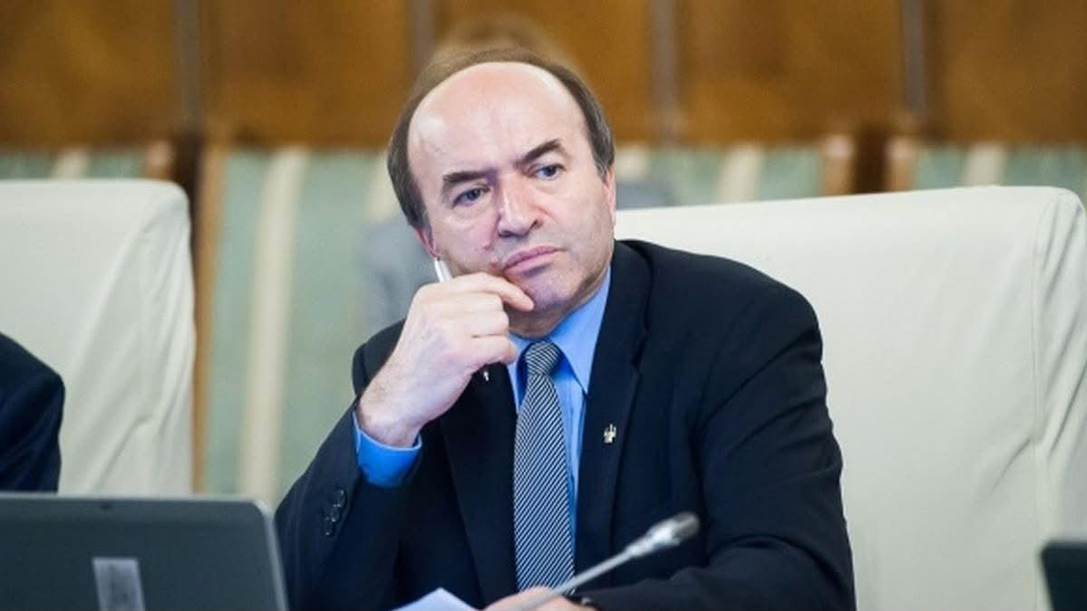 Ce au scris procurorii în referatul de arestare al fiului lui Tudorel Toader. sursă foto - social media