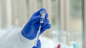 Peste 300 de mii de români s-au programat până acum pentru vaccinare anti-COVID în etapa a II-a