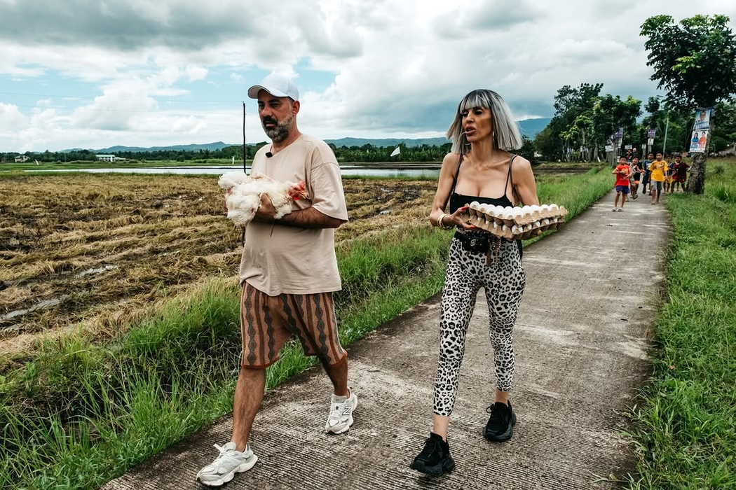 Cum l-a chinuit Raluca Bădulescu pe Florin Stamin la Asia Express! Avem primele imagini din noul sezon