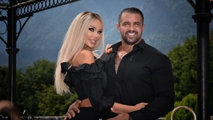 Bianca Drăguşanu a făcut anunţul mult aşteptat. Ce a împărtăşit blondina cu fanii săi: "Ne dorim să vă dăm o veste minunată..."