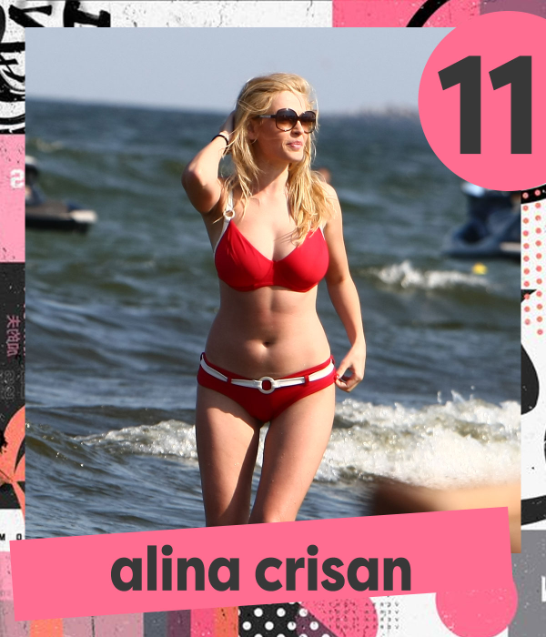 Intră în acţiune TOP 30 de vedete pe care le-am surprins în toată splendoarea! Antonia, Ramona Olaru şi Larisa Popa, show total în cele mai sexy costume de baie roşii ca ouăle de Paşte