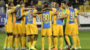 VIDEO Lupii isi schimba echipamentul, dar naravul, ba! Doi fosti colegi, actuali rivali in Liga 1, au luat masa impreuna!
