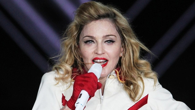 Madonna si-a sarbatorit ziua de nastere printr-o petrecere extravaganta cu tematica franceza