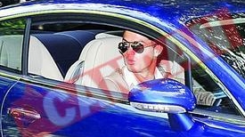 Cristiano Ronaldo si-a luat placute de inmatriculare a masinii de 200.000 de euro