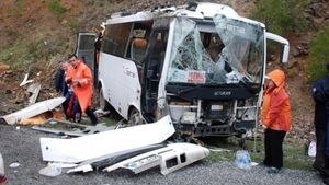 ULTIMA ORĂ! Doi români au murit, iar alţi 14 au fost răniţi răniţi într-un accident rutier în Turcia