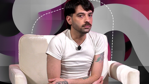 David Pușcaș continuă dezvăluirile: cum se încingeau Luminița Anghel și Marcel Pușcaș & ultimul mesaj primit de la mama adoptivă: ”Trăgeau canapelele și fotoliile să mă blocheze!” Surpriză: cum a trecut-o în telefon pe cântăreață