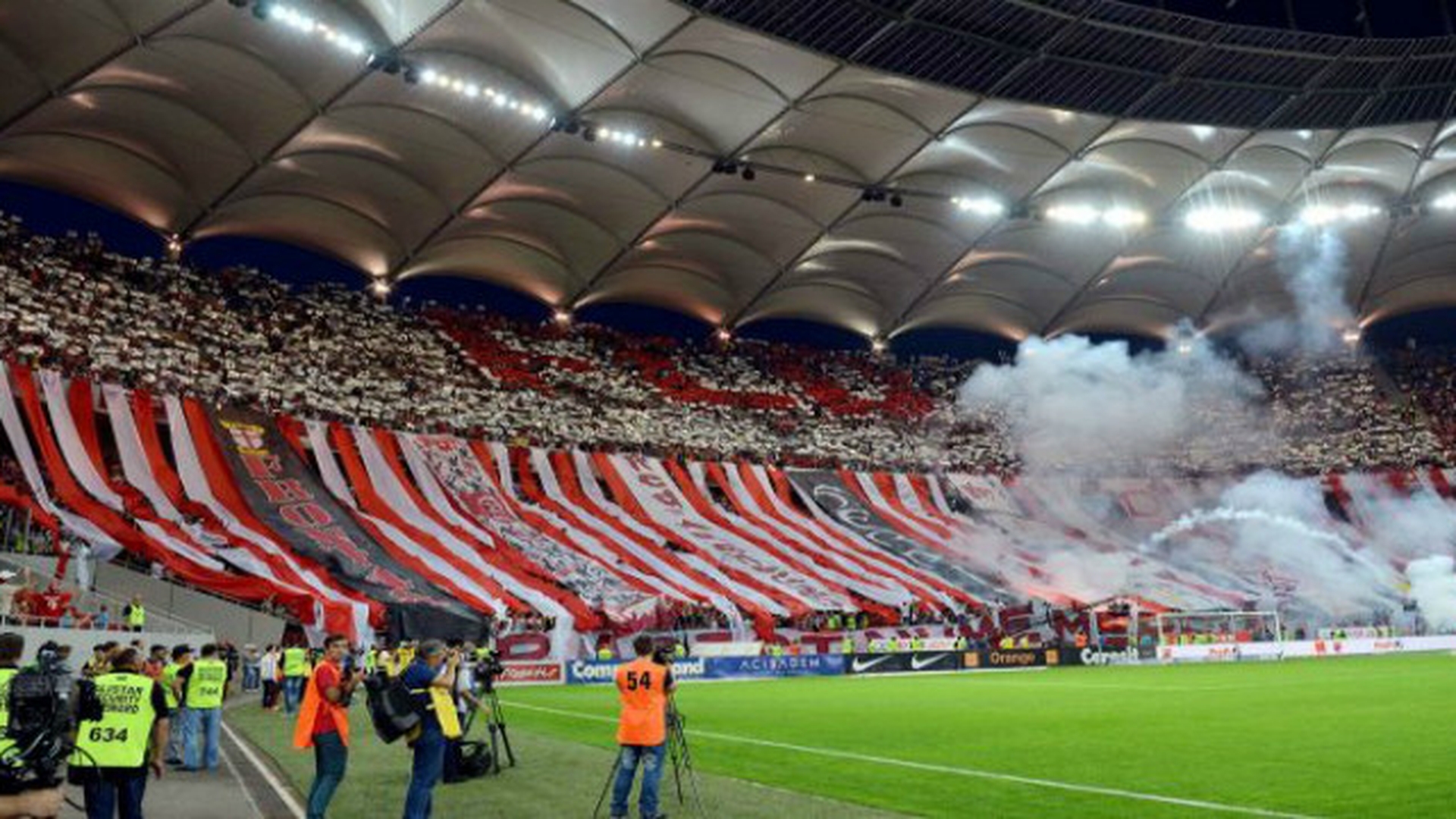 FOTO Ce s-a intamplat in timpul meciului dintre Dinamo- Rapid si nu s-a vazut la tv! CUM si-au driblat “cainii” adversarii!