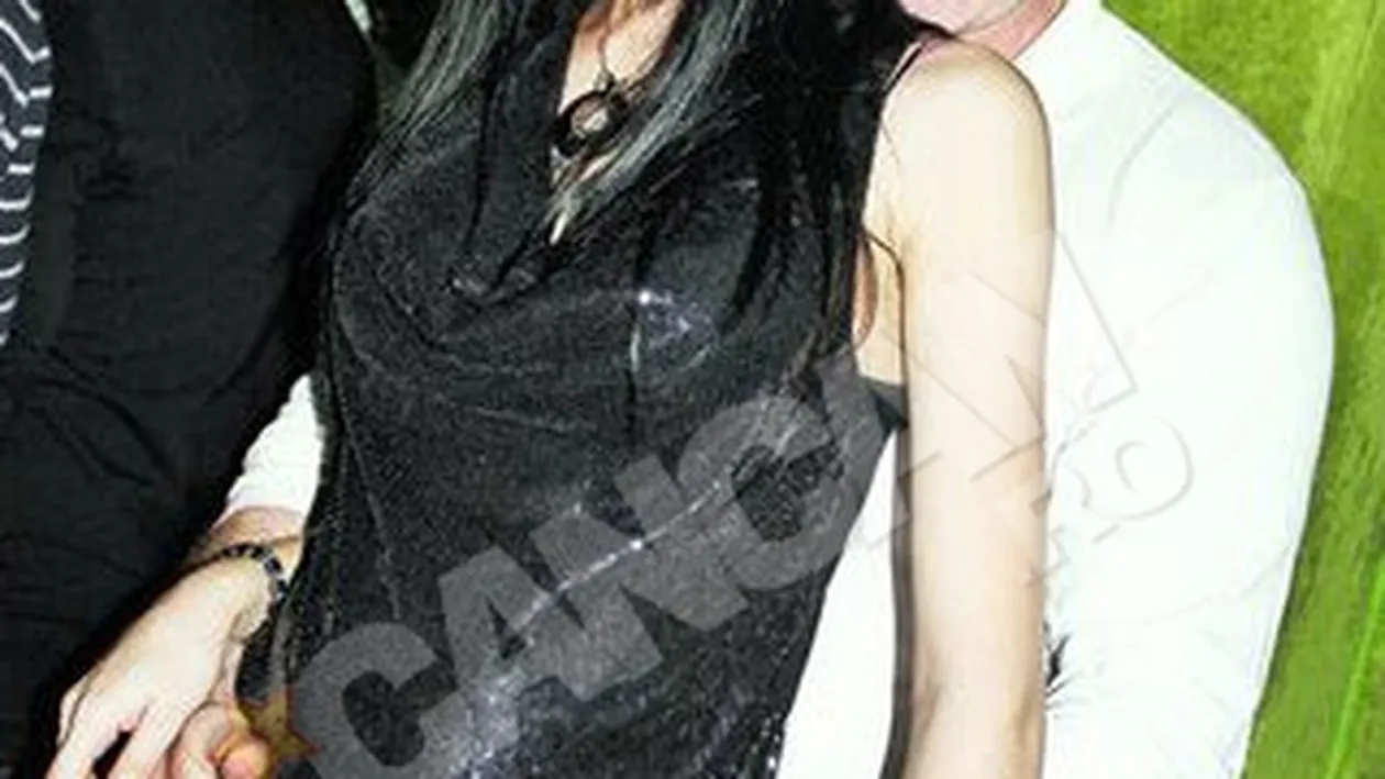 Scene tandre cu Tolea si graviduta