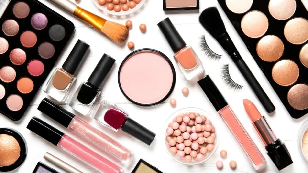 Ce reprezintă, de fapt, simbolurile 3M, 6M sau 12M de pe etichetele produselor cosmetice? După ce vei afla, vei fi mult mai atent la ele