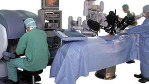 PREMIERA Transplant de rinichi cu ajutorul unui robot medical la Cluj-Napoca