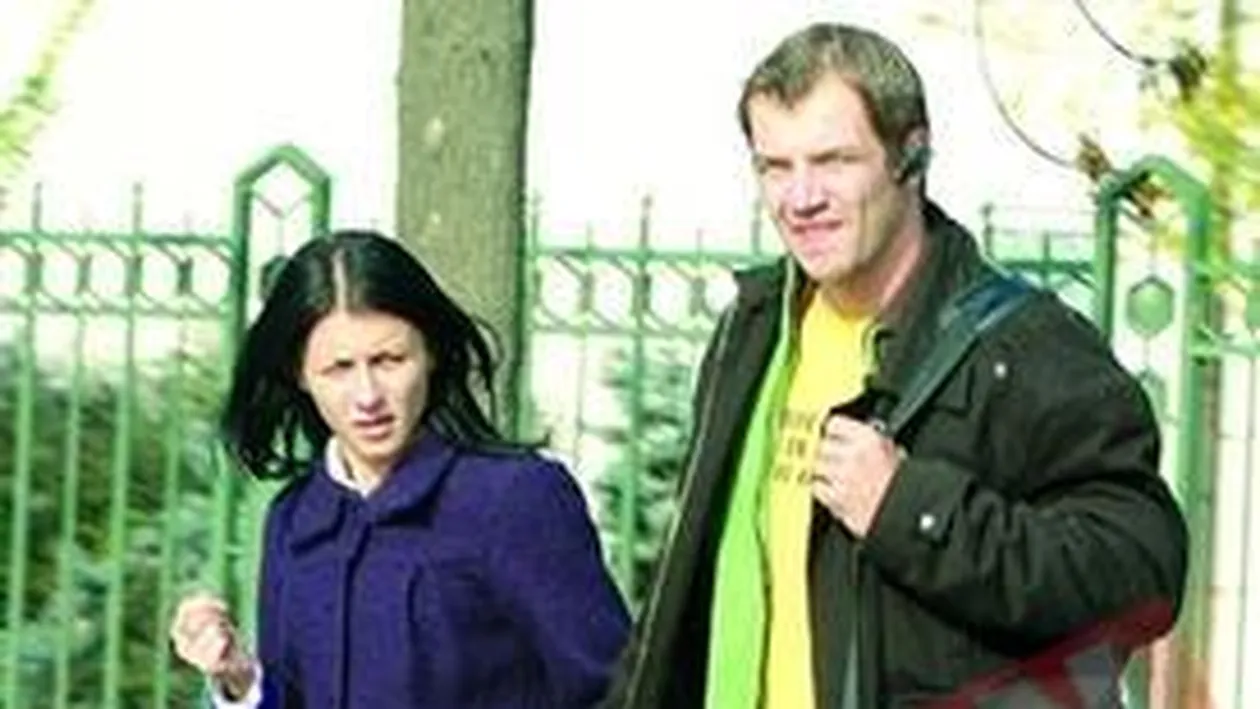 A facut pipi de mana cu Betty de la Etnic