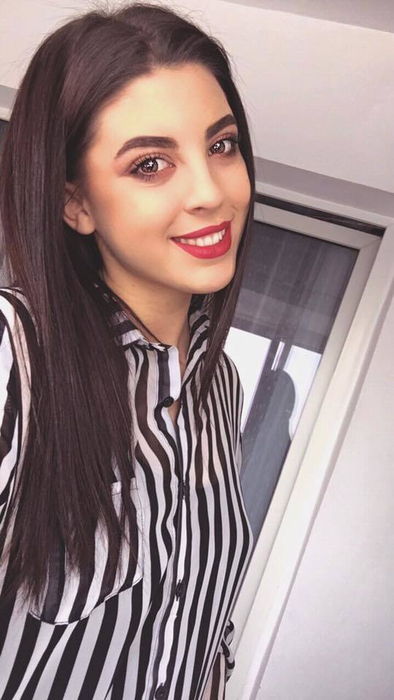 Alexandra, „prietena“ lui Emi din Loft