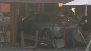 Un nou atac la Paris! Un mort şi şapte răniţi