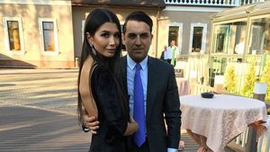 Ce număr şi-a pus ELENA BĂSESCU la noua ei maşină!