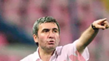 Sergen Yalcin, fost jucator la Galatasaray: Pentru Hagi camasa de antrenor este prea mare