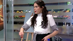 Dată afară, Luna Morgaciova i-a dat o palmă incredibilă lui Sorin Bontea! Ce s-a întâmplat cu concurenta de la Chefi la cuțite