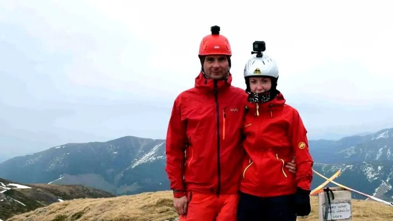 Povestea românilor ucişi de avalanşă, în munţii Călimani. Truplul lui Sorin Liviu Pandelea nu a fost, încă, găsit