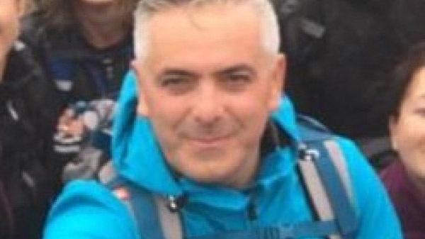 Un afacerist cunoscut, găsit spânzurat în podul unui restaurant. Sinucidere sau crimă?