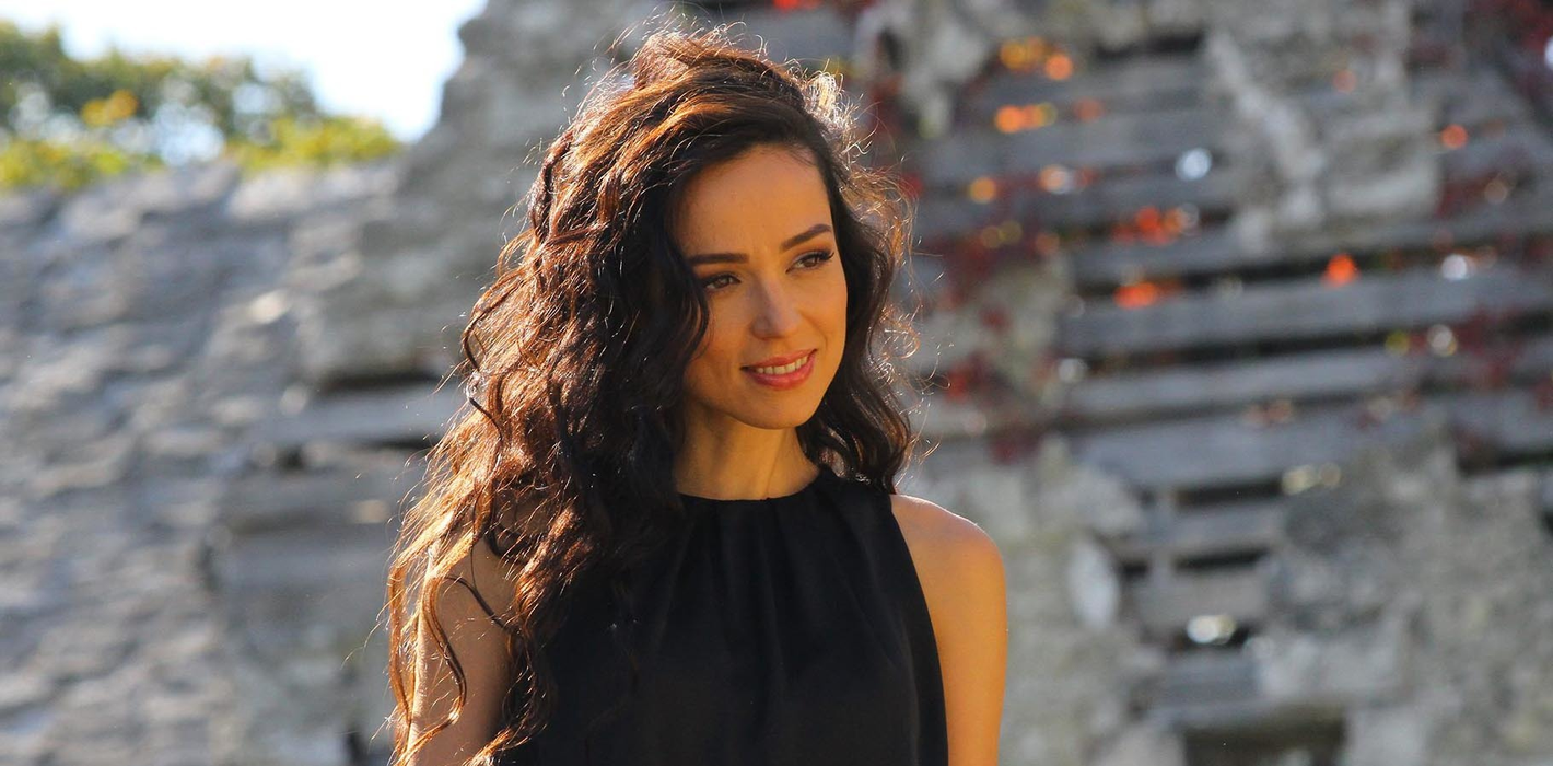 Olivia Steer este cunoscută ca o militantă pentru mâncarea sănătoasă
