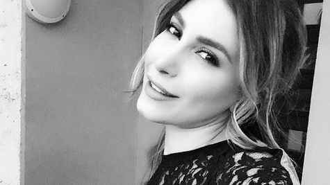Cu siguranţă nu ştiai de ce se întâmplă asta! O nouă provocare a devenit virală şi a acaparat Facebook-ul!