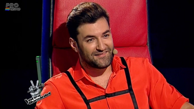 Smiley, vrajit de doua domnisoare sexy! Reactia geniala a lui Pavel Bartos: "Am vazut si..."