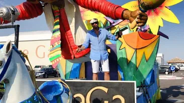 Doctorii l-au avertizat, dar el isi face de cap! Ce a facut Botezatu cu cateva minute inainte de startul carnavalului din Mamaia