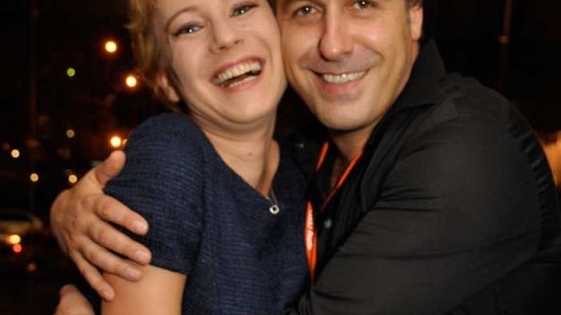 Cum arată ASPIRINA din “Las Fierbinti” în afara platoului de filmare! N-o recunoşti dacă o vezi pe stradă
