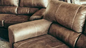 Cum să alegi canapeaua potrivită în funcție de dimensiunea sufrageriei?