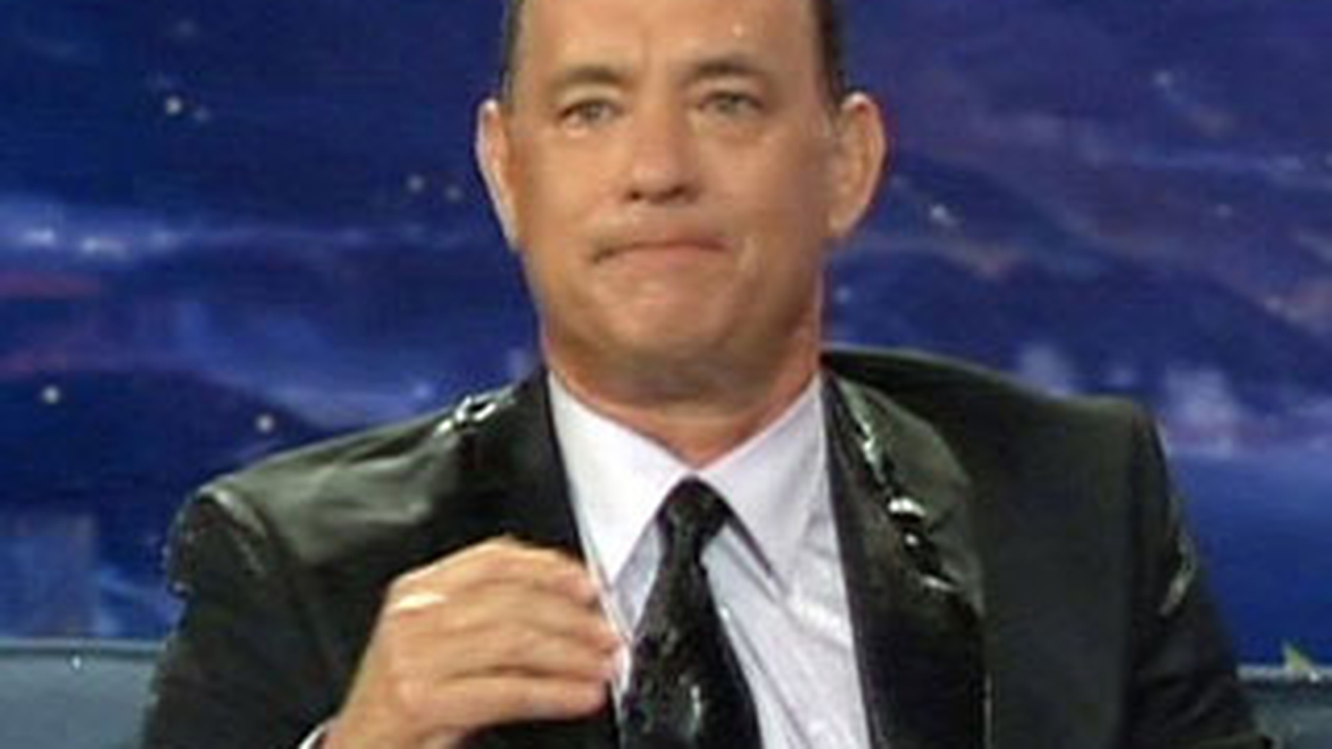 Tom Hanks o admira pe Julia Roberts