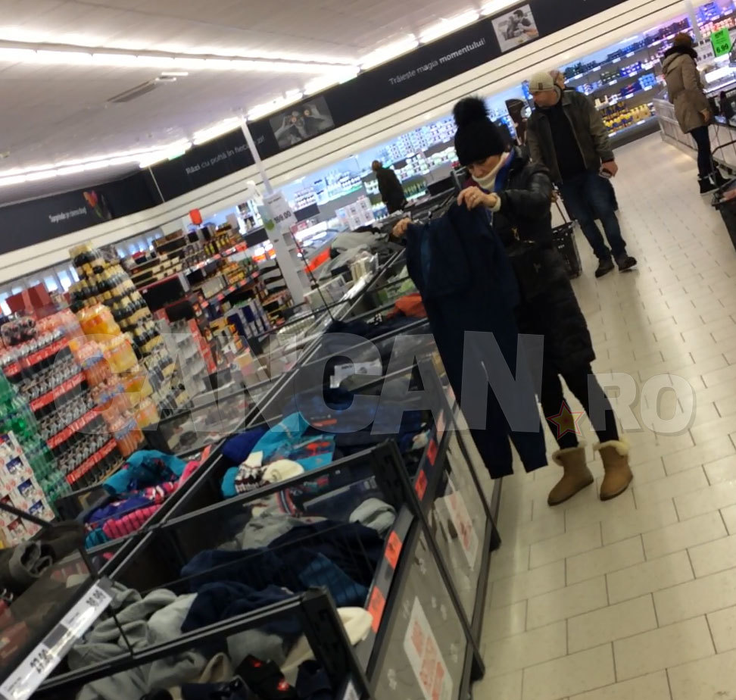 Soţia lui Petre Roman, filmată la shopping, în timp ce el era audiat la Parchet!