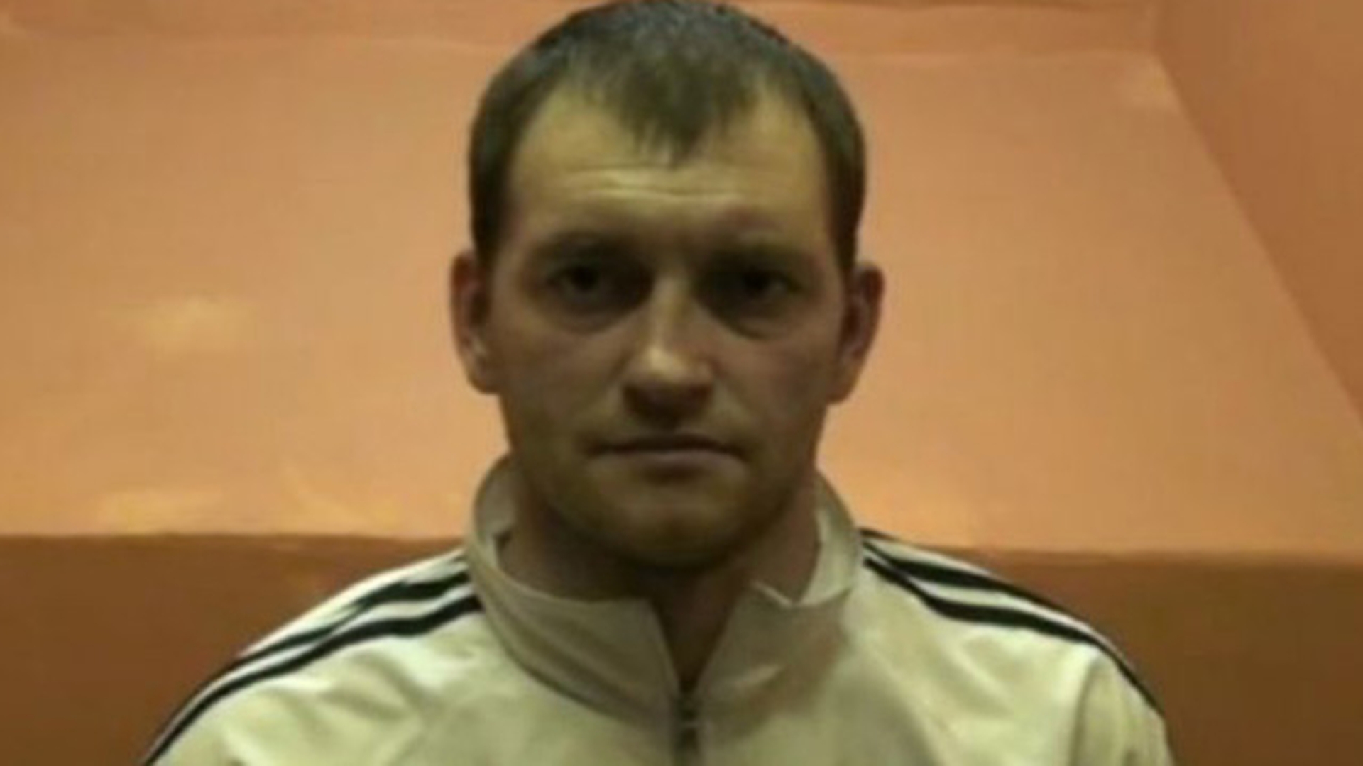 Asasinul Vitalie Proca, dus in fata instantei ca un hot oarecare! Autoritatile nu au luat masurile necesare in cazul criminalului