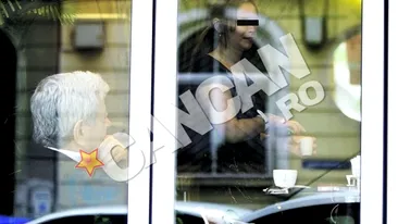 A tras ca un sarpe fumuri si ocheade intr-o cafenea de fite! Dichiseanu, un etern boem