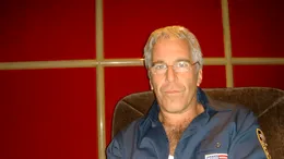 Sinuciderea lui Jeffrey Epstein, pusă din nou la îndoială de fratele său. „De ce fac această șaradă?”