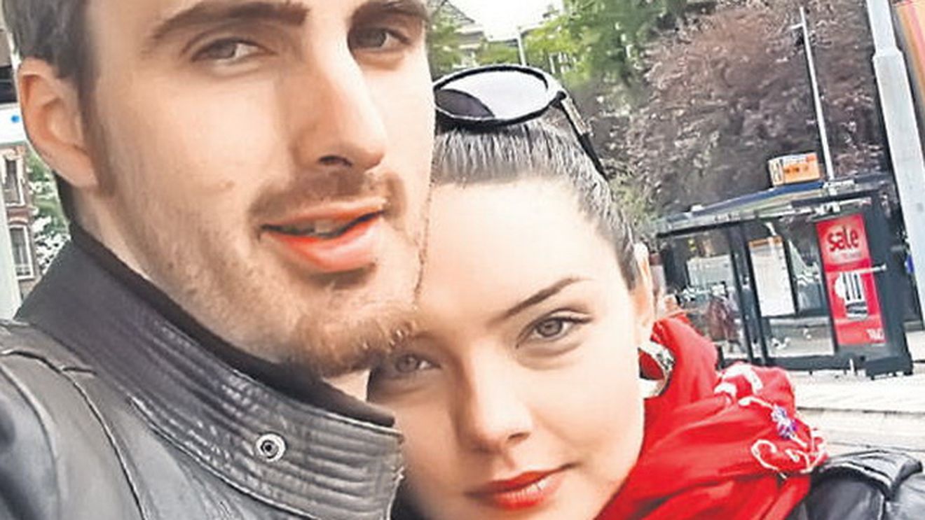 "Ochii din umbra" au surprins tot! Imagini in premiera cu sotia lui Ernest! Cum a ajuns sa arate la 8 luni dupa ce a nascut