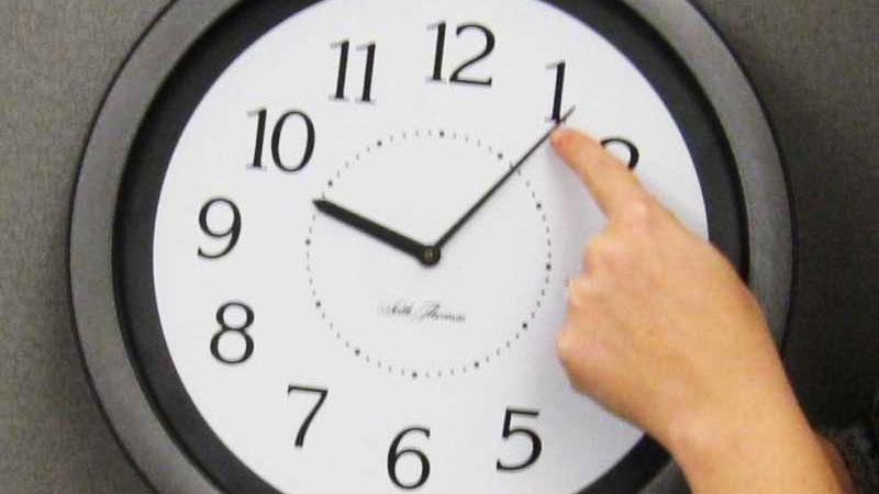 Atenție, români: se schimbă ora. Trecem la ora de iarnă