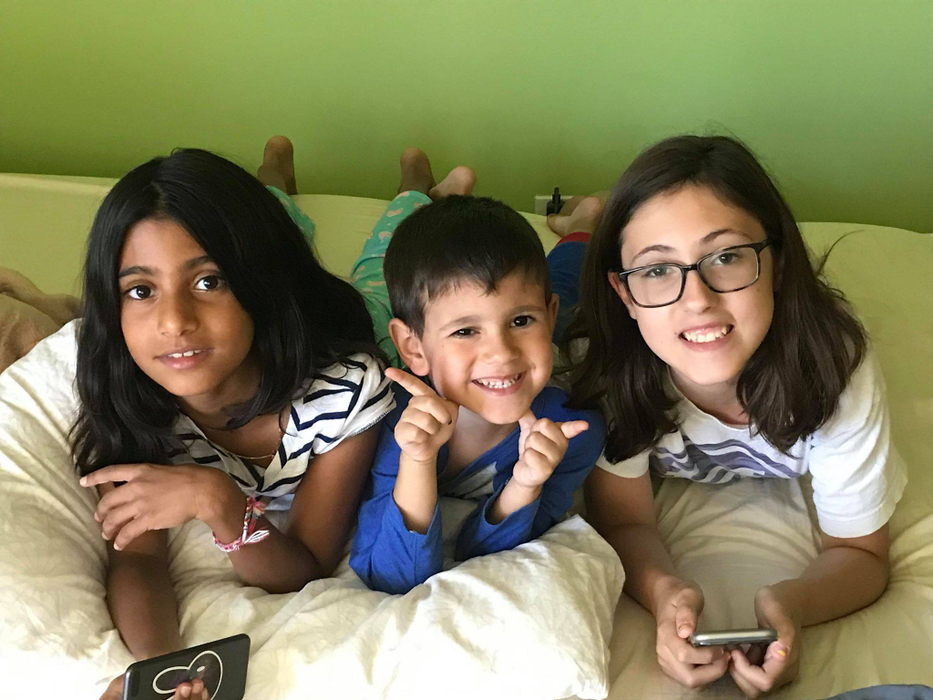 Noi fotografii cu Sorina în America au fost publicate de un apropiat al familiei Săcărin