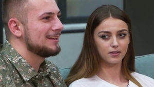 Andreea și Radu de la ,,Mireasa” au devenit părinți, chiar în ziua de Crăciun. Prima imagine cu fetița celor doi