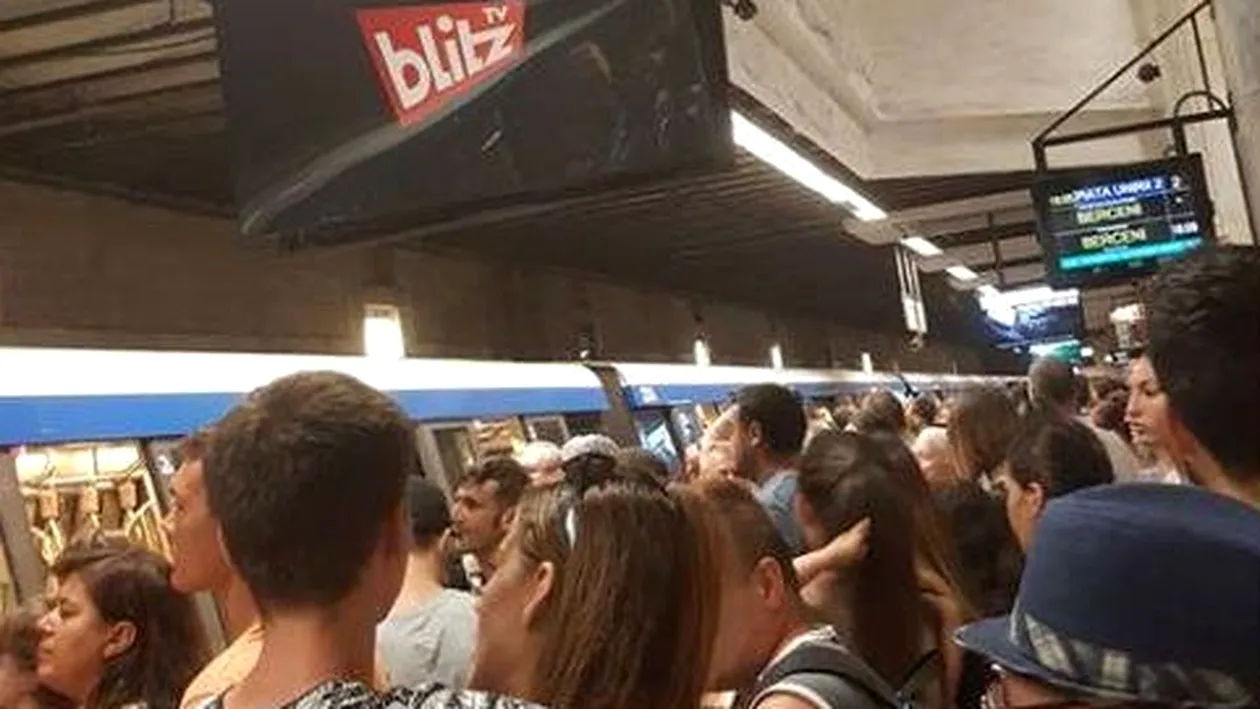 Panică în Unirii! O persoană a dat cu spray lacrimogen în metrou