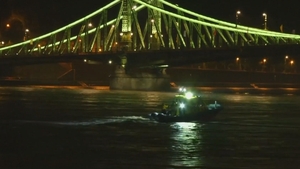Tragedie cumplită pe Dunăre! Cel puţin şapte morţi şi 16 dispăruţi după ce o navă s-a scufundat