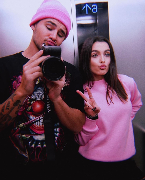 Mario Fresh a răsfățat-o pe Alexia Eram de Dragobete! Unde au plecat cei doi. „Mă apuc de făcut bagajul”
