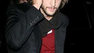 Cum isi vor imparti averea? Vezi aici pe cati bani se bat Demi Moore si Ashton Kutcher la divort!