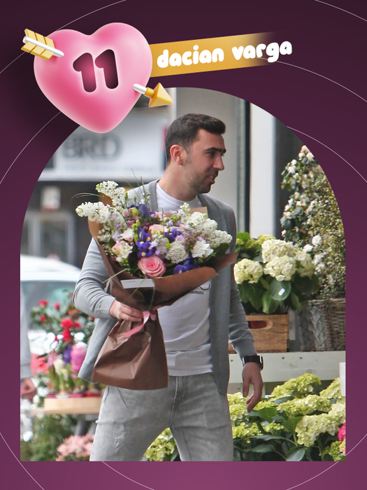 Bianca Drăgușanu, Cristina Pucean și Ramona Olaru, răsfățate peste măsură! Top 40 iubăreți cu brațele pline de flori, de Valentine’s Day