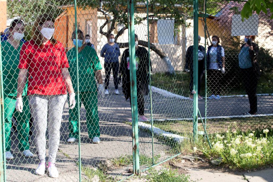 PRIMĂRIA SECTORULUI 1. Angajații DGASPC sunt testați pentru Covid-19. Primarul Daniel Tudorache: „Urmează 1.700 de locuitori ai Sectorului 1” (FOTO / VIDEO)