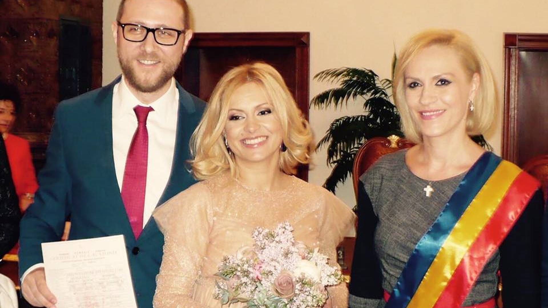 Gabriela Firea a rupt prietenia de 20 de ani cu Simona Gheorghe, după ce Răzvan Săndulescu a condus campania lui Nicușor Dan
