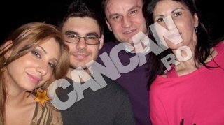 Bucurie in familie! Toni Dobos a pregatit hainutele pentru primul nepotel!